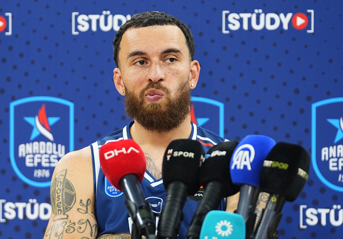 Mike James: Anadolu Efes'te heyecanlıyım, takım gelişmeli