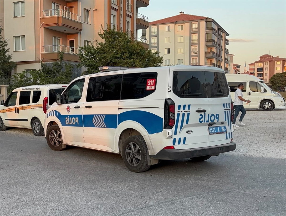 Aksaray'da Elif Ö. 5. kattan düşerek hayatını kaybetti