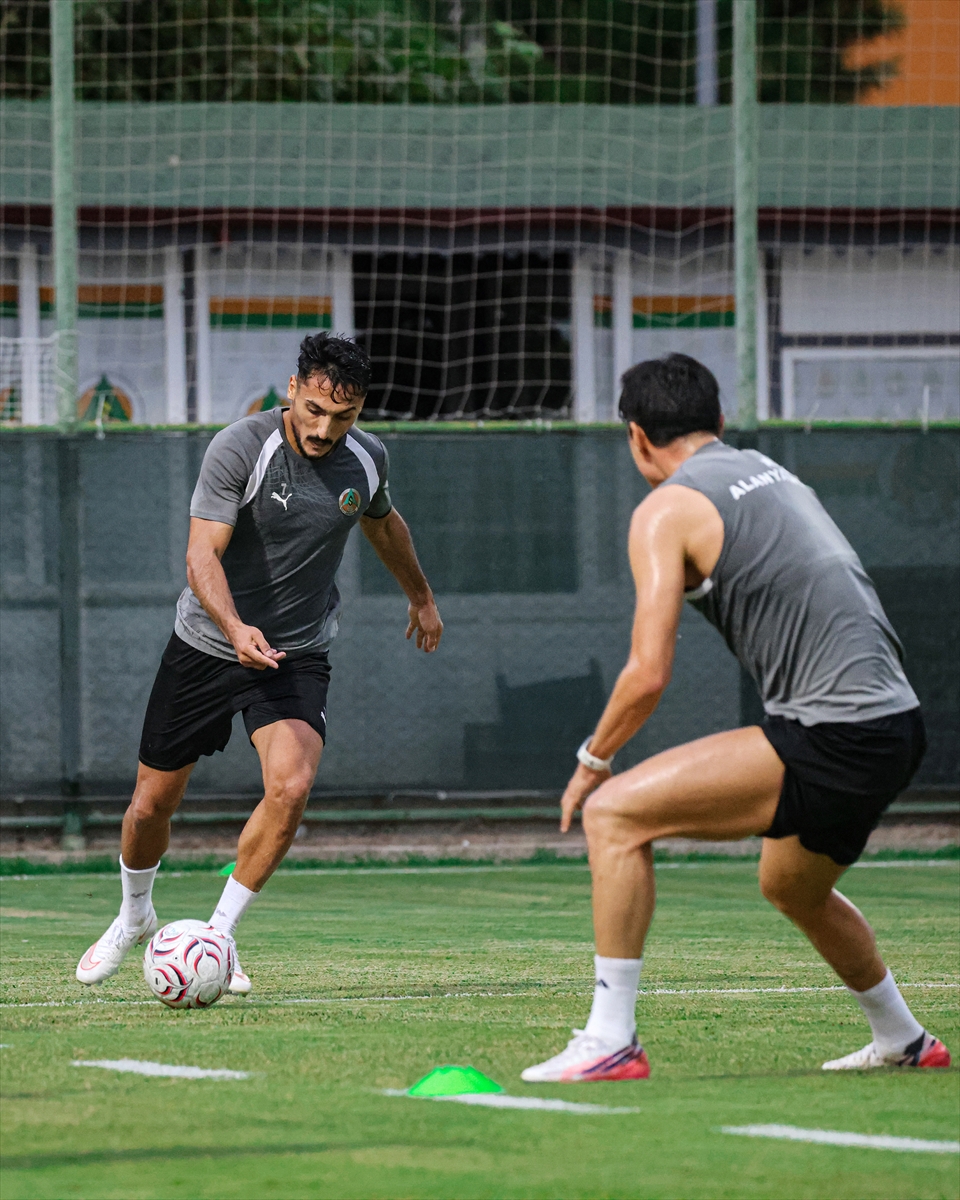 Alanyaspor, Çorum FK maçı için antrenmanlara başladı