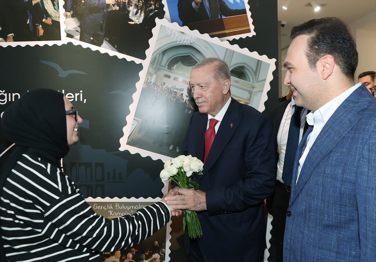 Cumhurbaşkanı Erdoğan, Samsun'da gençlerle buluştu: (2)
