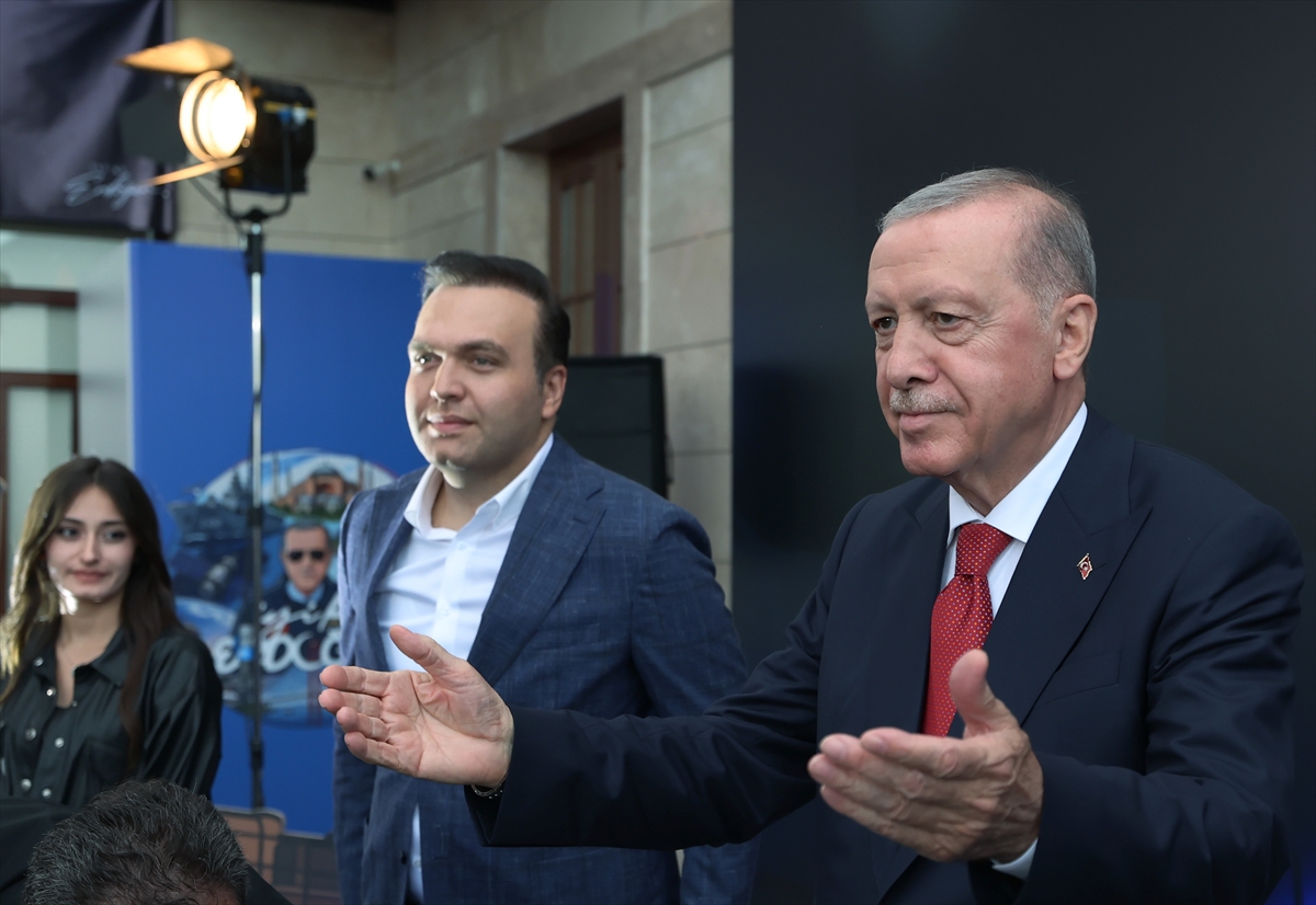 Cumhurbaşkanı Erdoğan, Samsun'da gençlerle buluştu: (2)