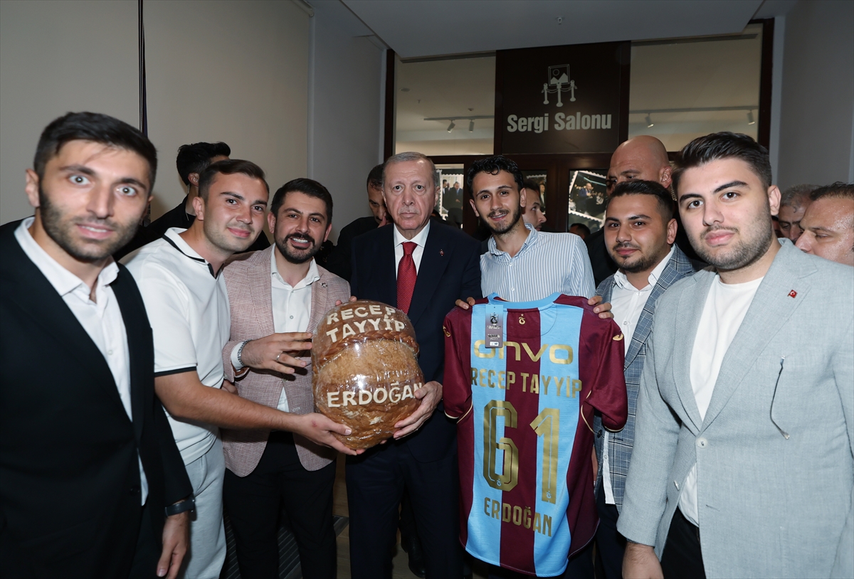 Cumhurbaşkanı Erdoğan, Samsun'da gençlerle buluştu: (2)