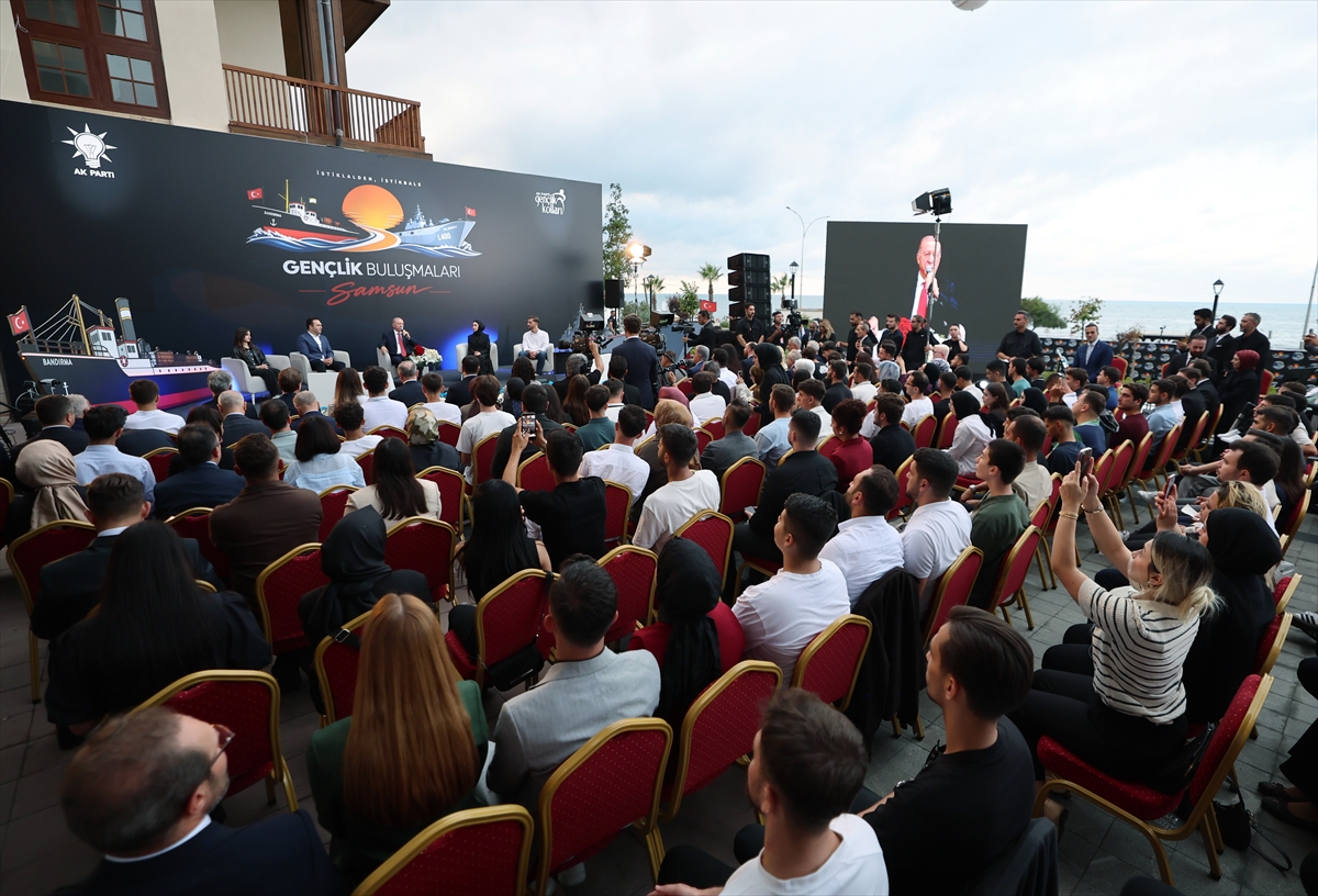 Cumhurbaşkanı Erdoğan, Samsun'da gençlerle buluştu: (2)