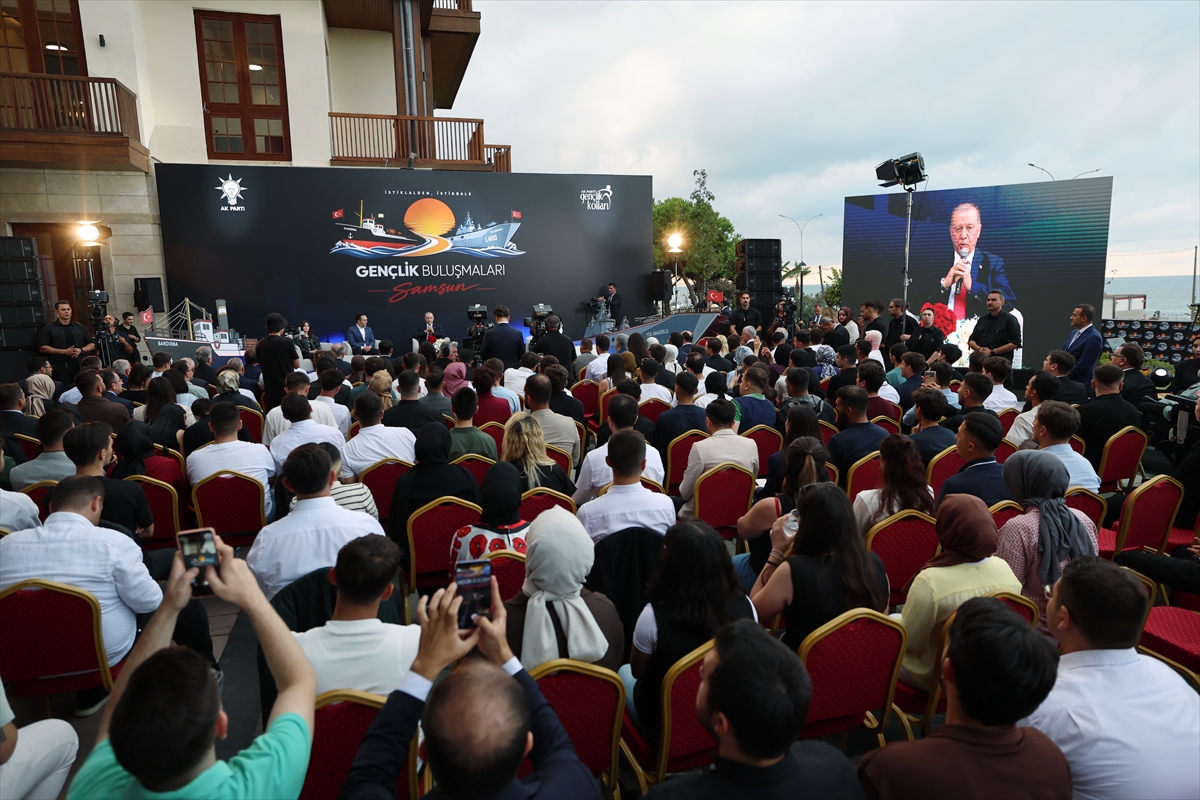 Cumhurbaşkanı Erdoğan, Samsun'da gençlerle buluştu: (2)