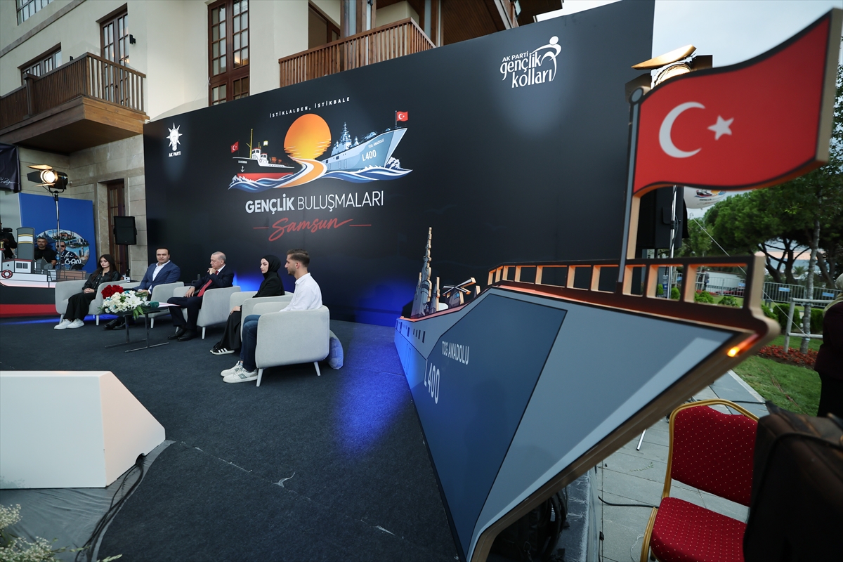 Cumhurbaşkanı Erdoğan, Samsun'da gençlerle buluştu: (2)