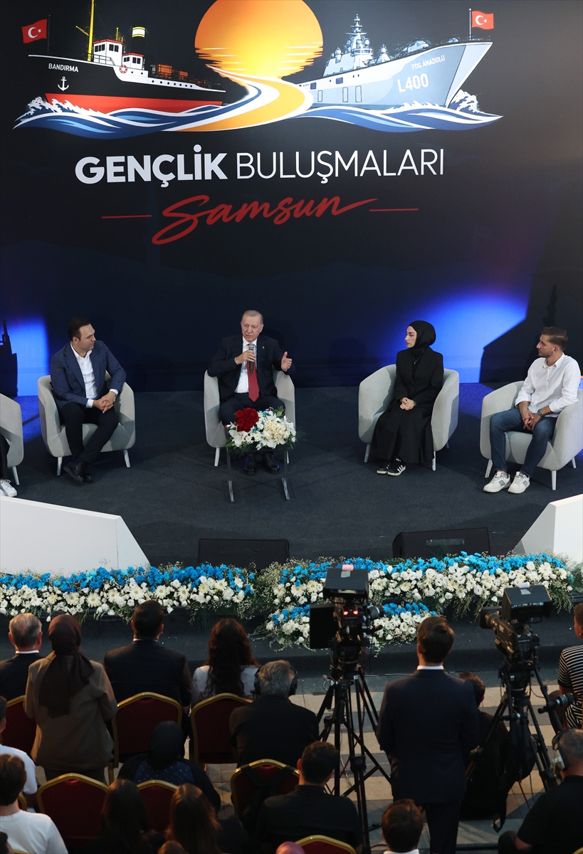 Cumhurbaşkanı Erdoğan, Samsun'da gençlerle buluştu: (2)