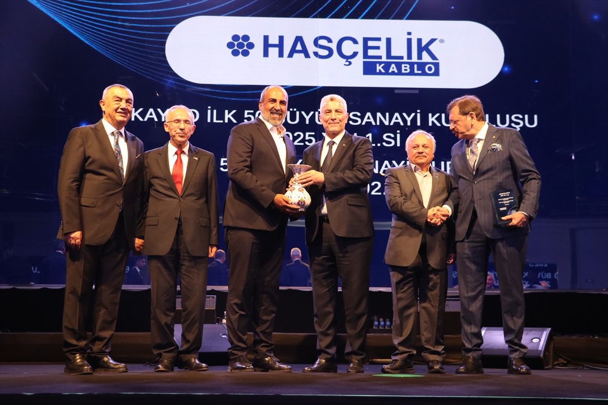 Bakan Bolat: 410 milyar dolar mal ve hizmet ihracatı hedefi