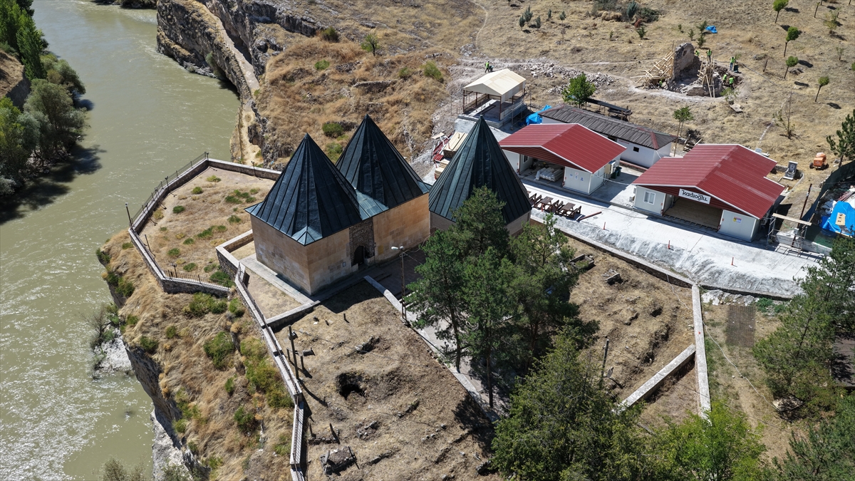 Kemah'taki Mengücekli, Selçuklu ve Osmanlı mirası geleceğe taşınıyor