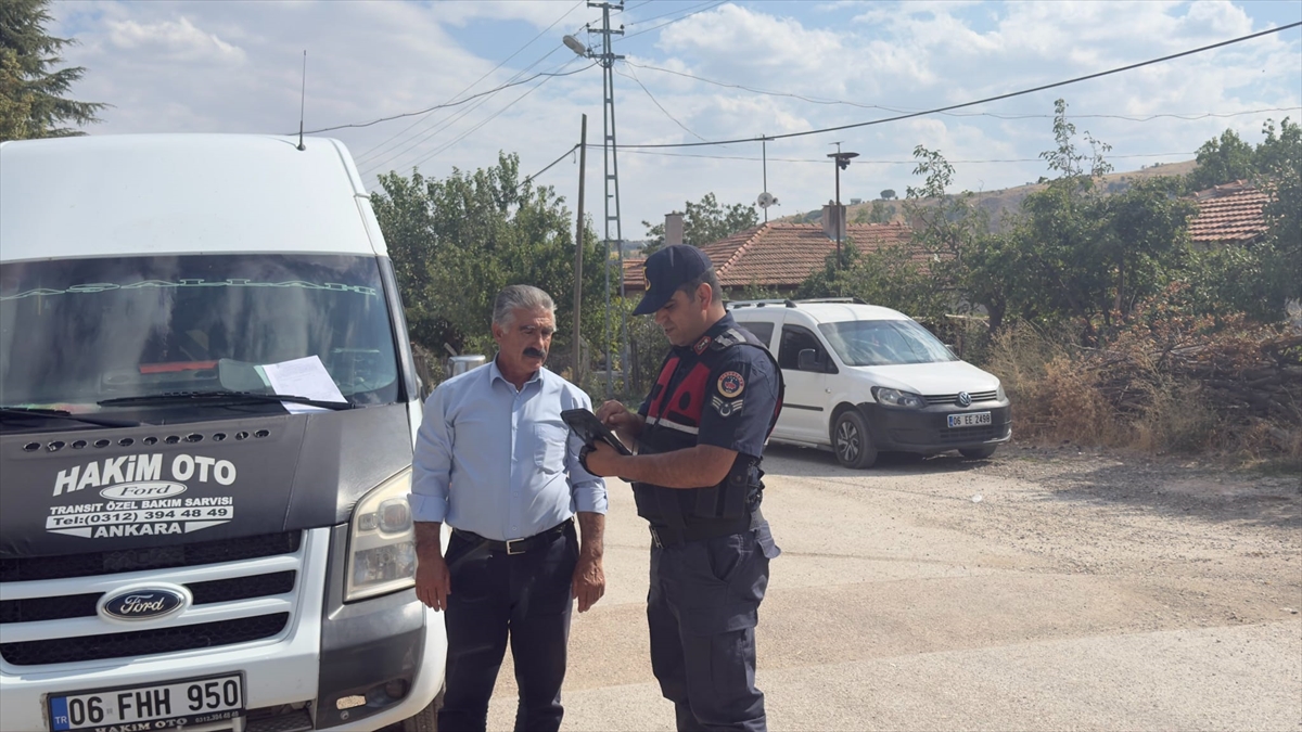 Okul çevrelerinde güvenlik denetimleri sürüyor