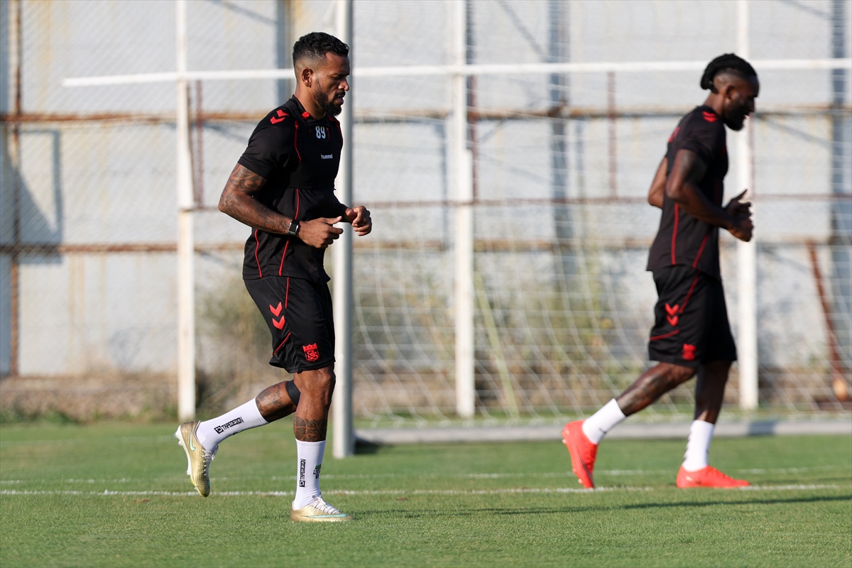 Sivasspor, Ankara Keçiörengücü maçının hazırlıklarını sürdürdü