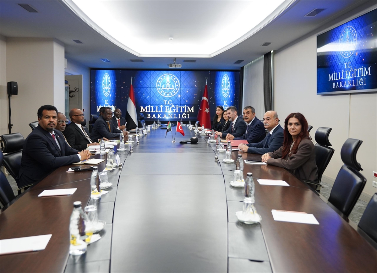 Milli Eğitim Bakanı Tekin: Sudan'a eğitimde tam destek