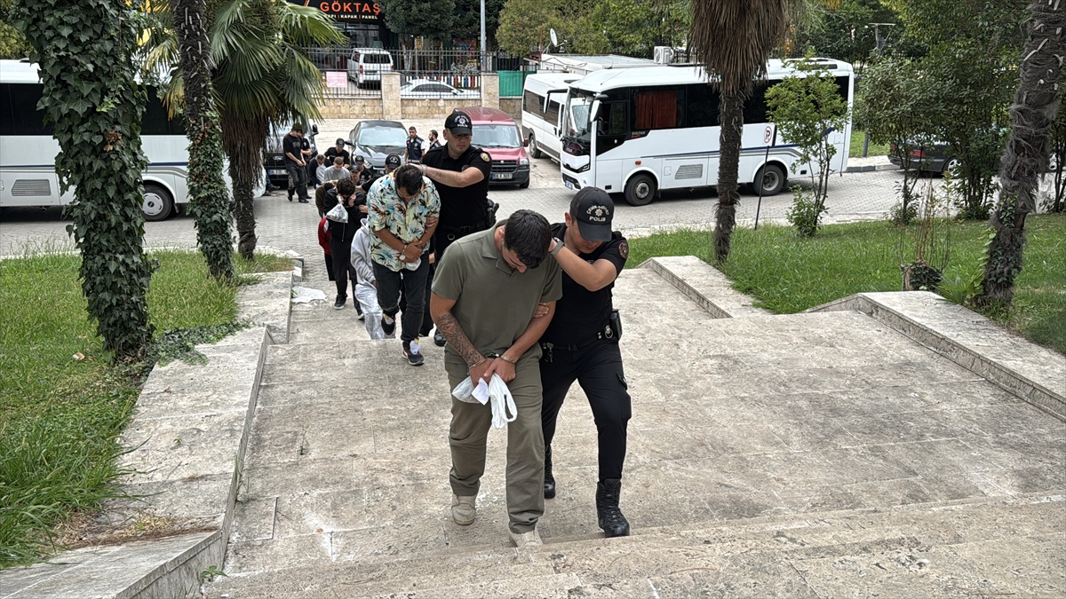 Samsun merkezli Sokaklar Güvende: 21 şüpheli adliyede