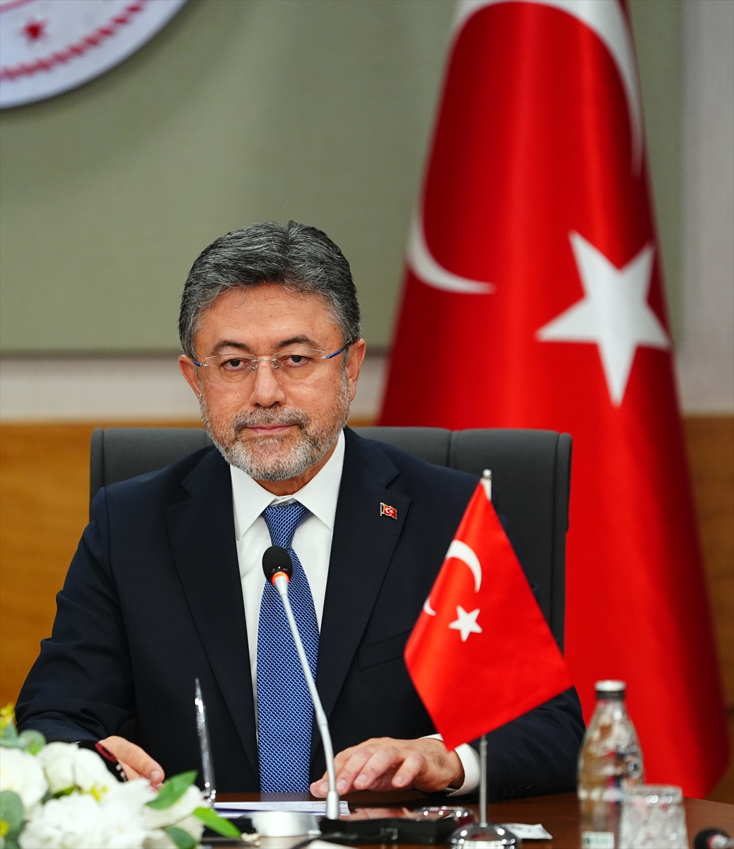 Bakan Yumaklı: Almanya ile tarım ticareti 5 milyar dolar olacak