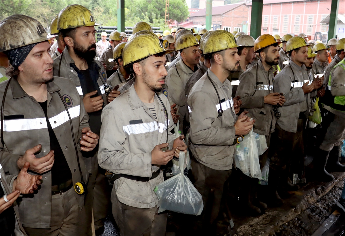 TTK Karadon Müessesesi'nde yeni üretim panosu hizmete açıldı