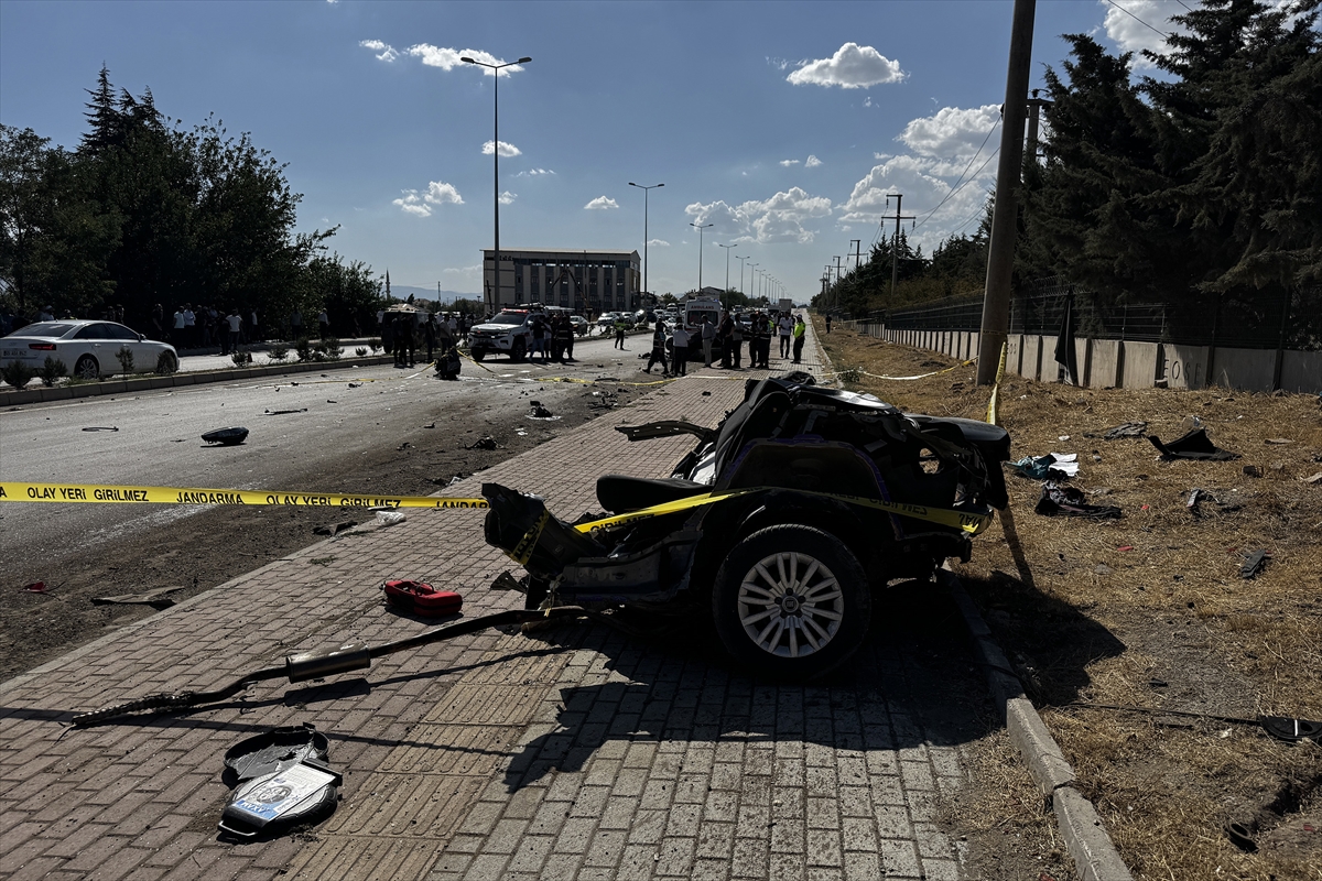 Elazığ'da İki Otomobil Çarpıştı: 2 Kişi Hayatını Kaybetti, 2 Yaralı