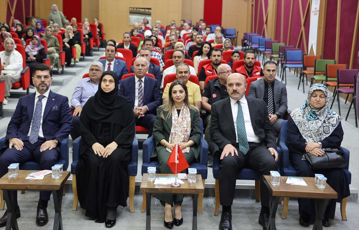 Mardin İl Müdürü Karaarslan: 57 çocuk koruyucu ailede