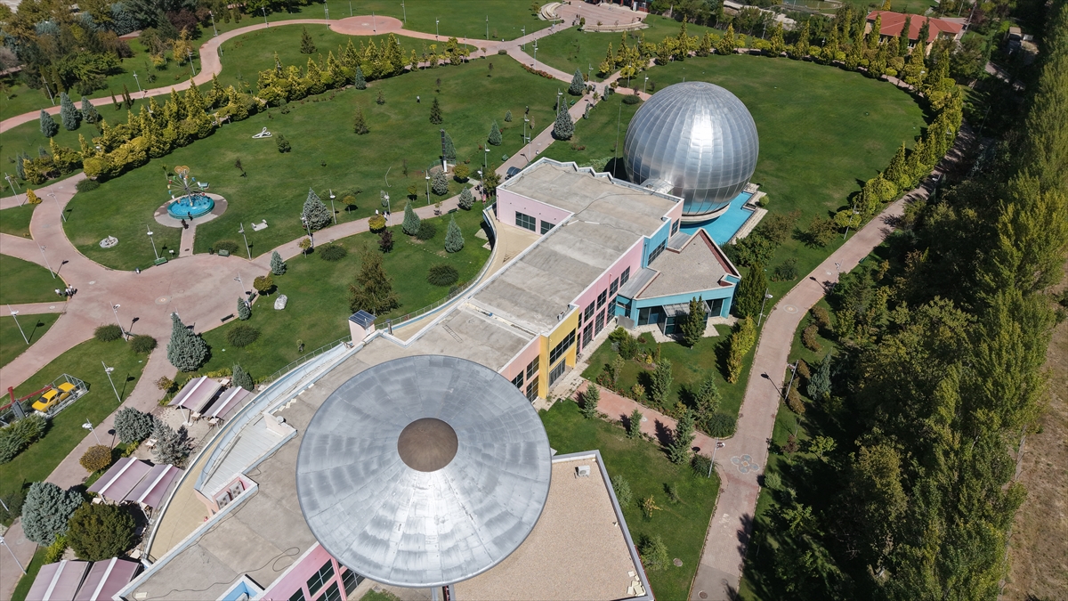Serdar Utku Kartal: İlk yapay zeka planetaryum filmi Eskişehir'de