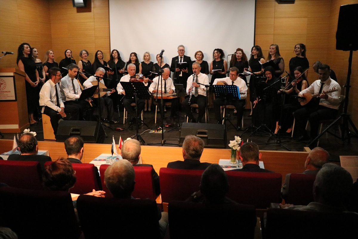 Tekirdağ'da sağlık çalışanlarından oluşan müzik topluluğu ilk konserini verdi