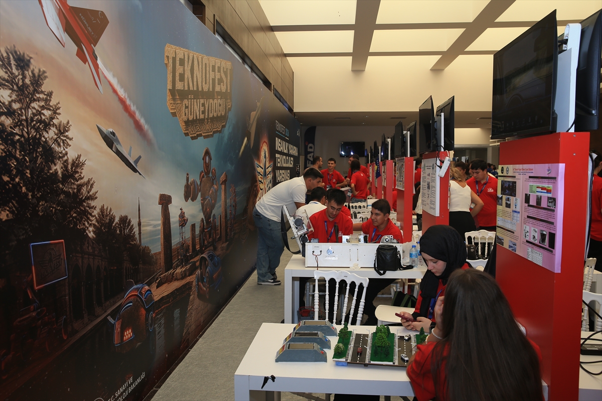 Diyarbakır'da TEKNOFEST 2026 yarışmaları devam ediyor