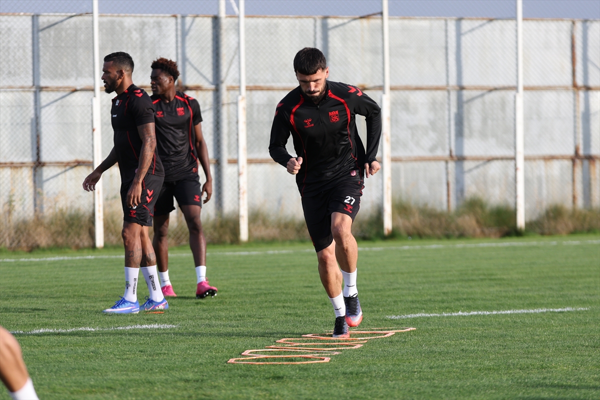 Sivasspor: Keçiörengücü maçı hazırlıkları sürüyor