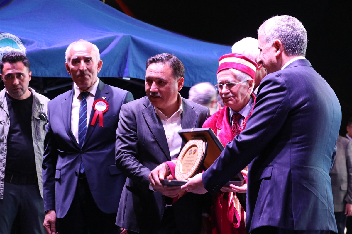 Kayseri'de Ahilik Haftası kutlandı: Şed kuşanma canlandırıldı
