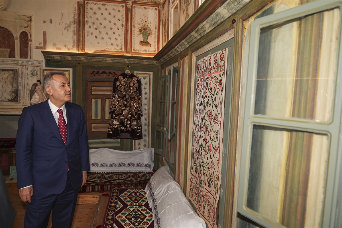 Ödemiş'te Efeler Düğünü: Efe kültürü ve ritüeller canlandırıldı