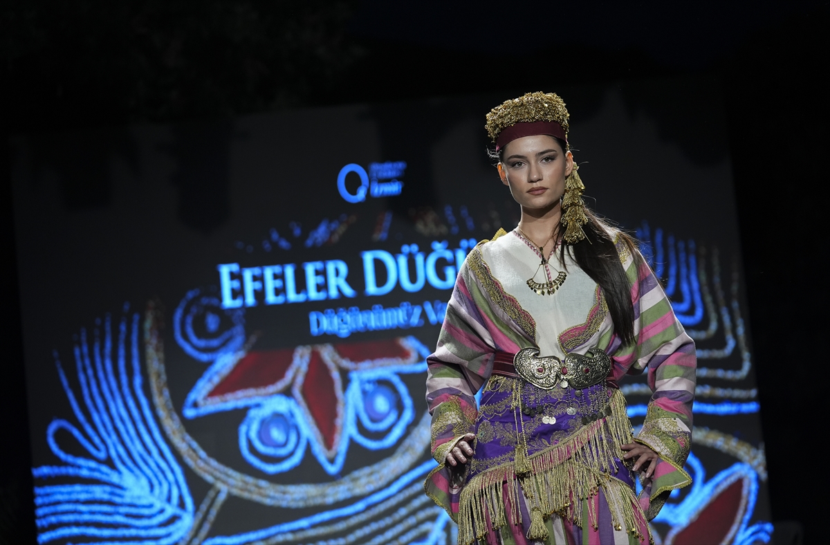 Ödemiş'te Efeler Düğünü: Efe kültürü ve ritüeller canlandırıldı