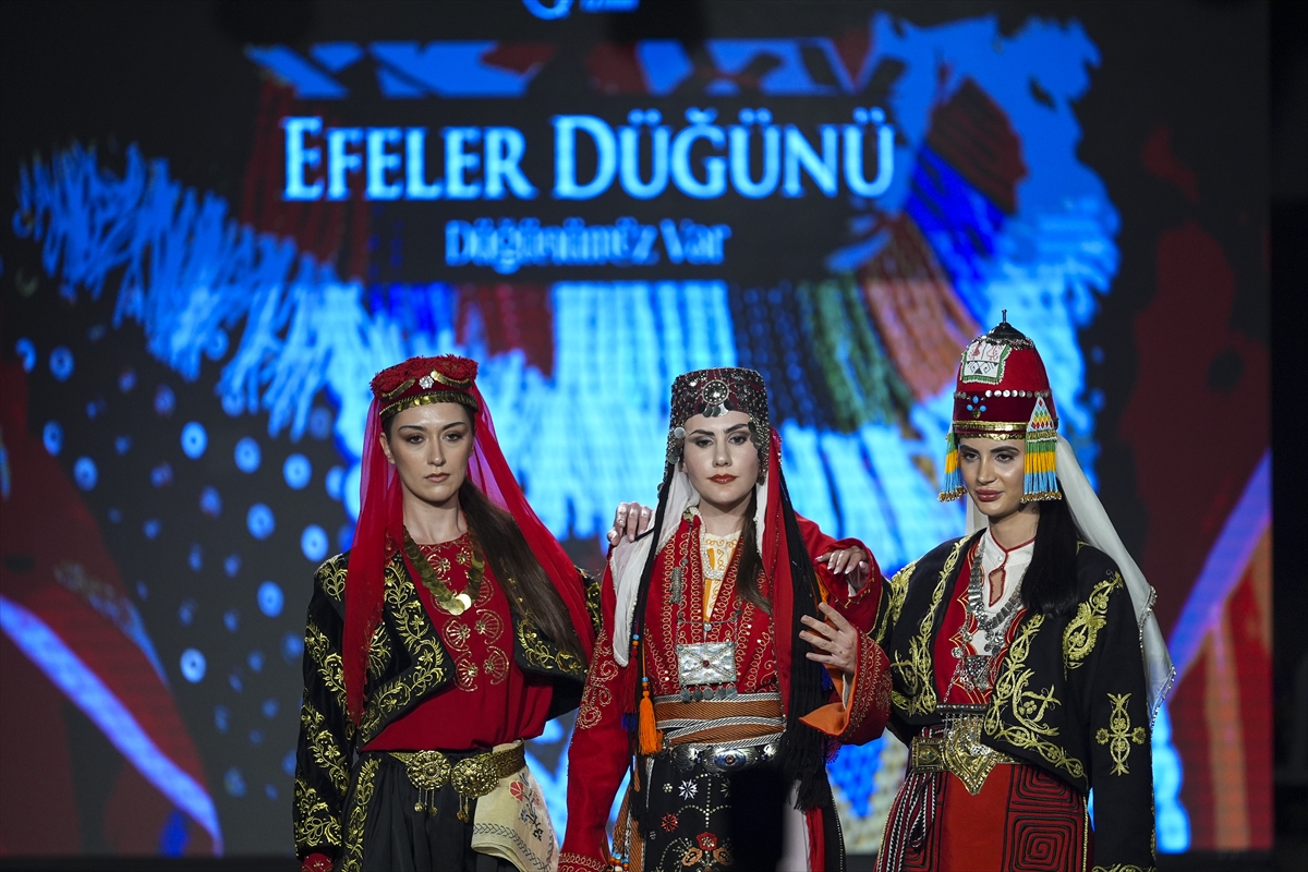 Ödemiş'te Efeler Düğünü: Efe kültürü ve ritüeller canlandırıldı