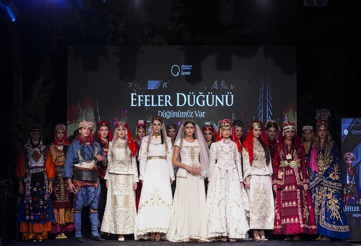 Ödemiş'te Efeler Düğünü: Efe kültürü ve ritüeller canlandırıldı