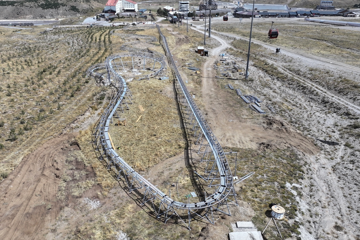 Erciyes'e 1100 metrelik dağ kızağı parkuru yapılıyor
