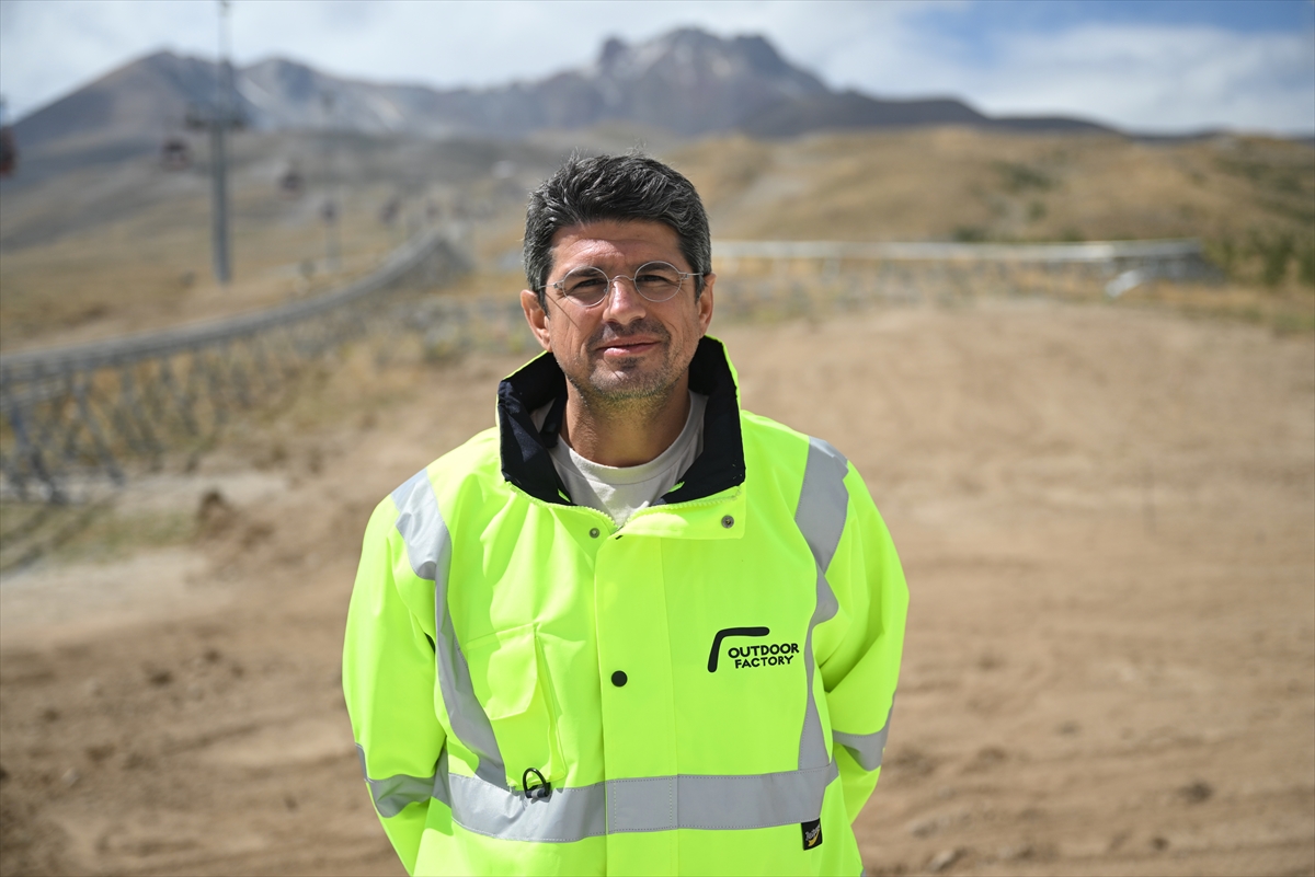Erciyes'e 1100 metrelik dağ kızağı parkuru yapılıyor