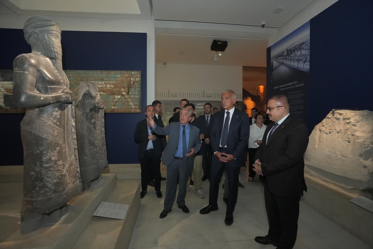 Bakan Ersoy: İstanbul Arkeoloji Müzeleri kapsamlı restorasyonla yenilendi