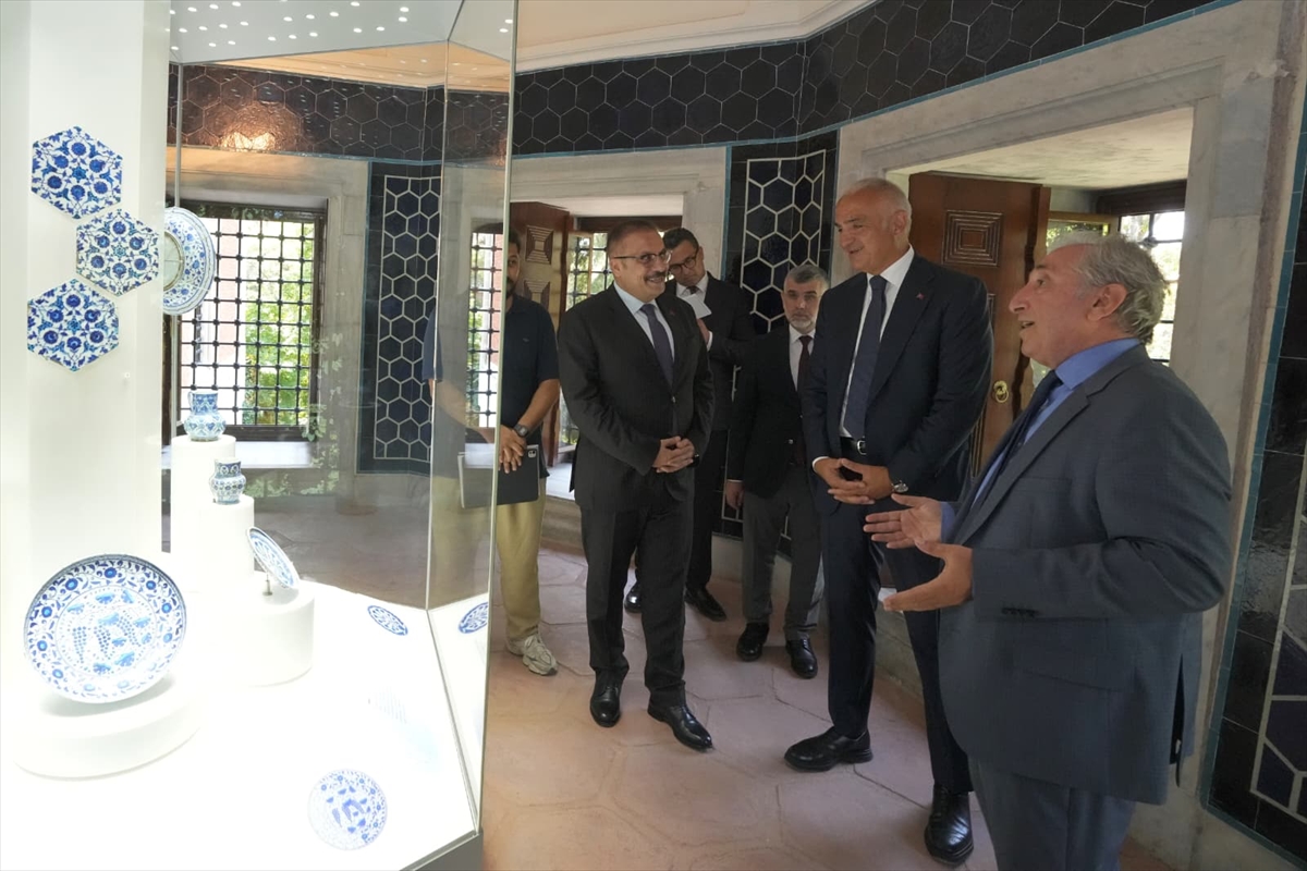 Bakan Ersoy: İstanbul Arkeoloji Müzeleri kapsamlı restorasyonla yenilendi