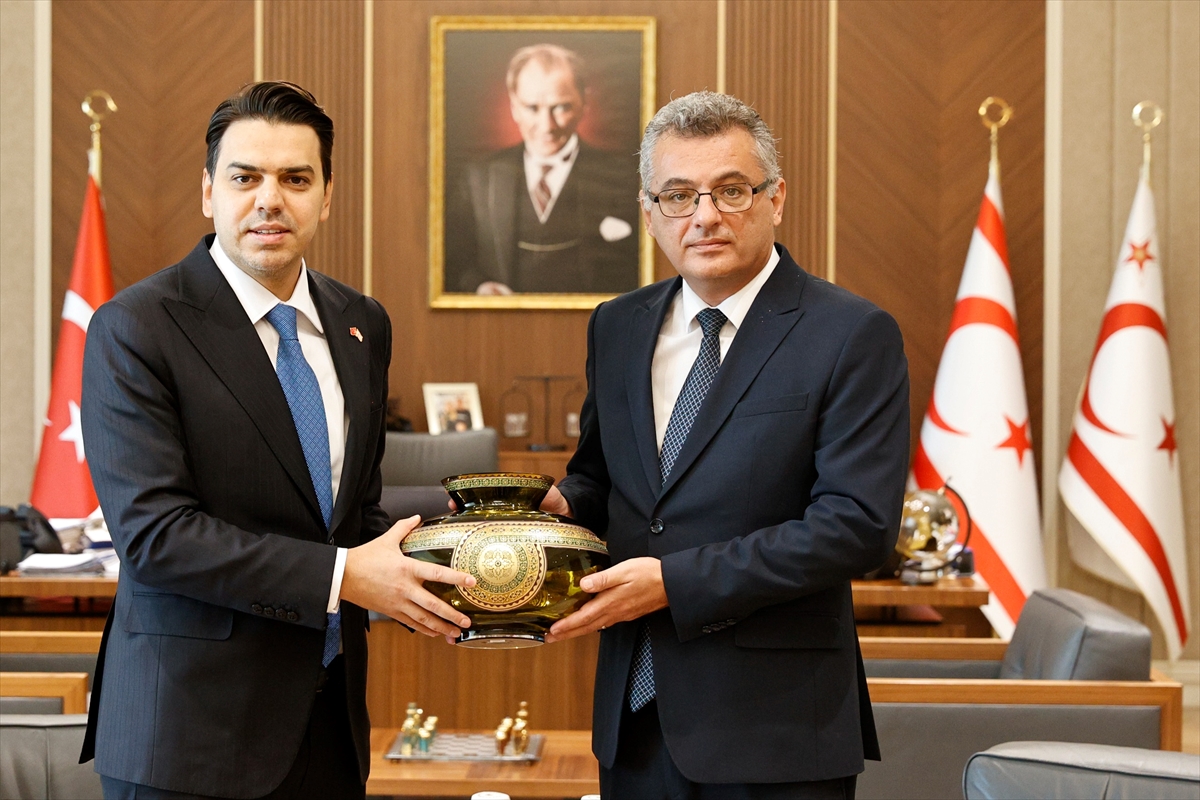 KKTC Cumhurbaşkanı Tufan Erhürman: TİKA Başkanı Eren'i kabul etti