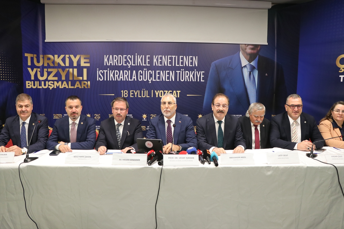 Çalışma ve Sosyal Güvenlik Bakanı Vedat Işıkhan, Yozgat'ta konuştu: