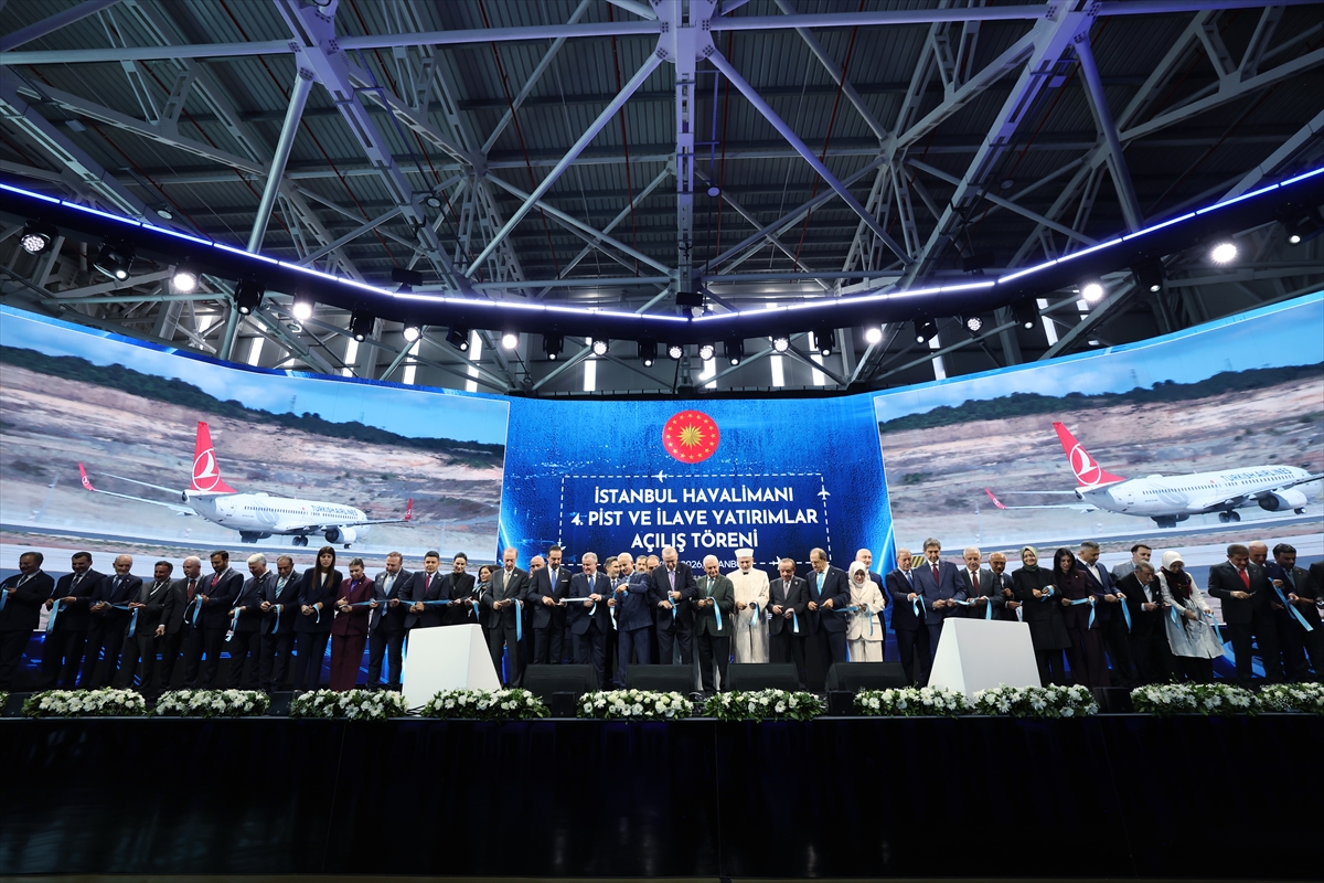 Cumhurbaşkanı Erdoğan, İstanbul Havalimanı 4. Pist ve İlave Yatırımların Açılış Töreni'nde konuştu: (2)