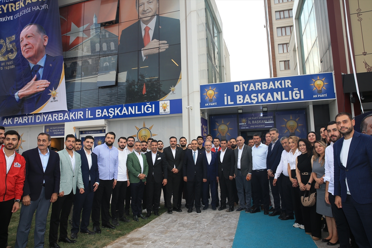 Bakan Kacır: Bu coğrafyanın ev sahibi biziz, Türkiye kendi kendine yeter