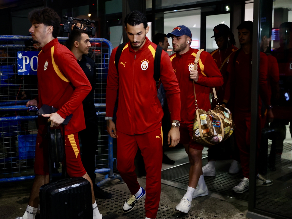 Galatasaray Trabzon'a vardı: Süper Lig maçı öncesi hazırlık