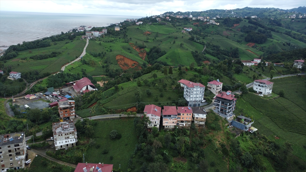 GÜNCELLEME - Rize'de sağanak etkili oldu