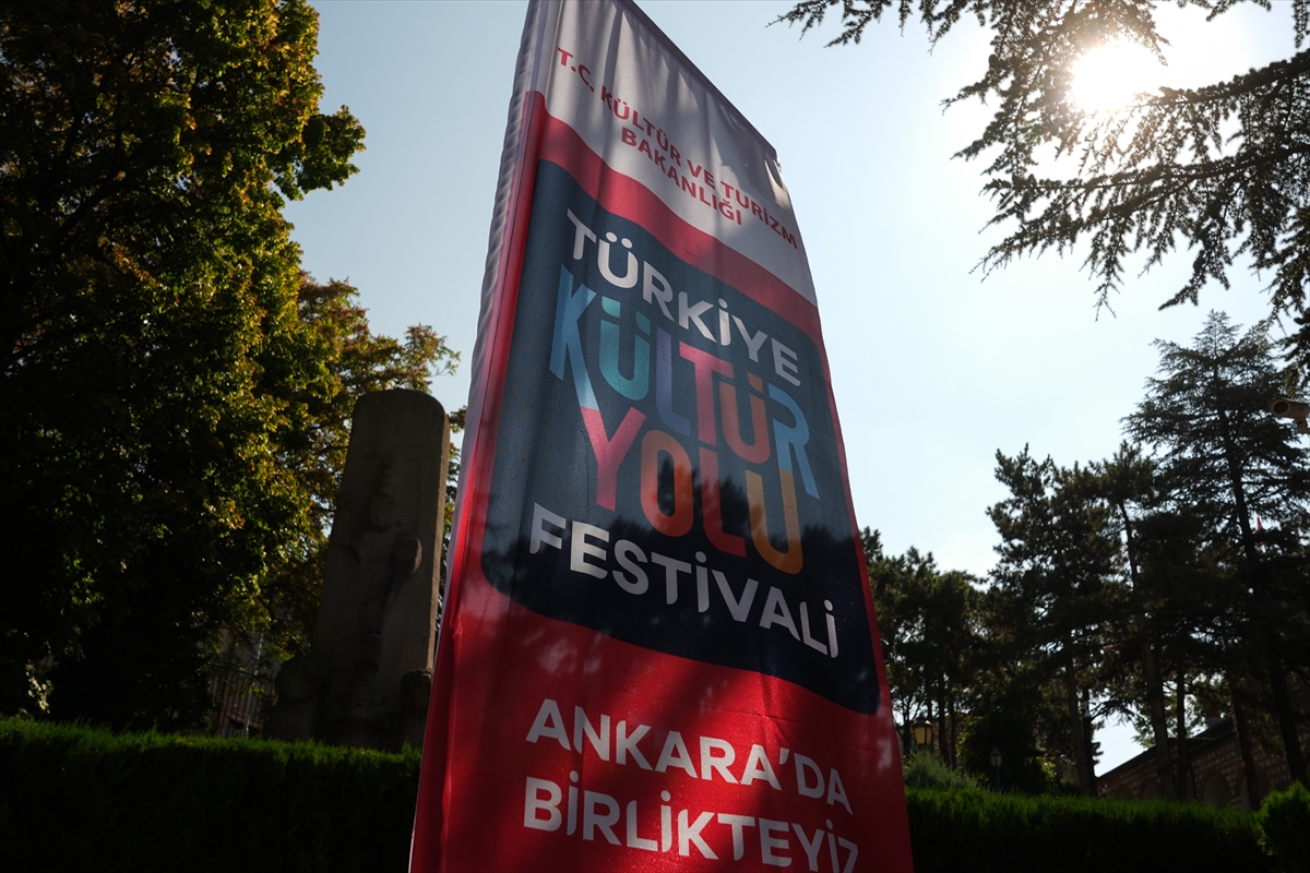 Ankara'da Türkiye Kültür Yolu Festivali kapsamında "Hane İslam Sanatları Sergisi" açıldı
