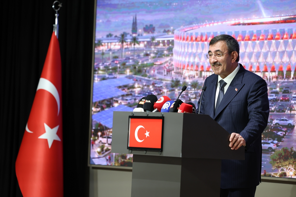 KKTC Başbakanı Ünal Üstel: Gençler engellere rağmen spordan kopmadı