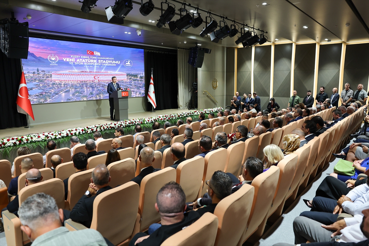 KKTC Başbakanı Ünal Üstel: Gençler engellere rağmen spordan kopmadı