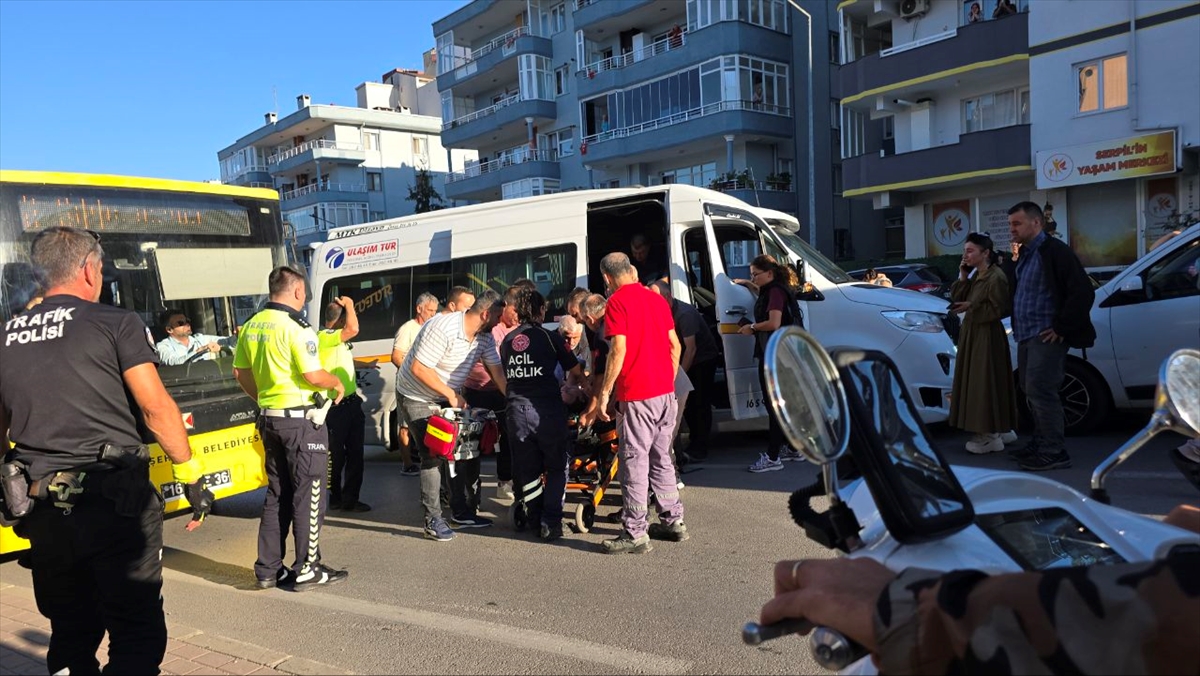 Bursa'da feci kaza: Kalp krizi geçiren sürücü öldü