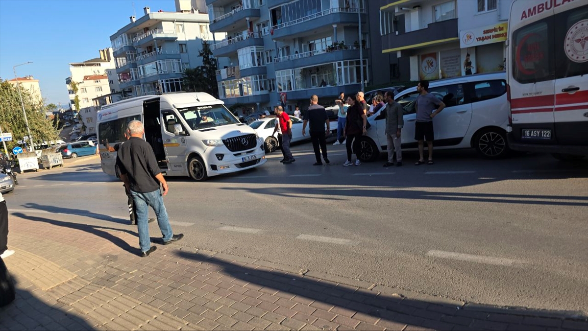 Bursa'da feci kaza: Kalp krizi geçiren sürücü öldü