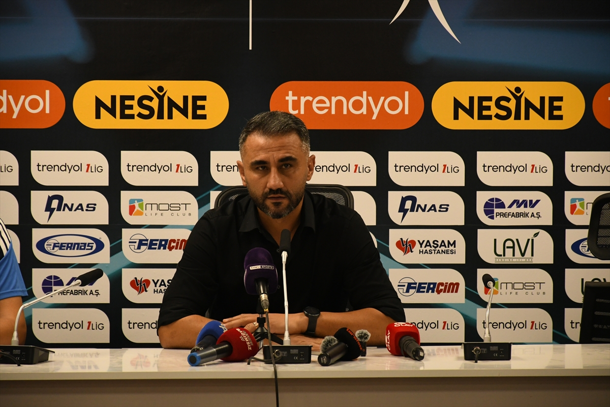 Şahin: Mağlup olduk, üzgünüz; Er: Bu lig mücadele ister