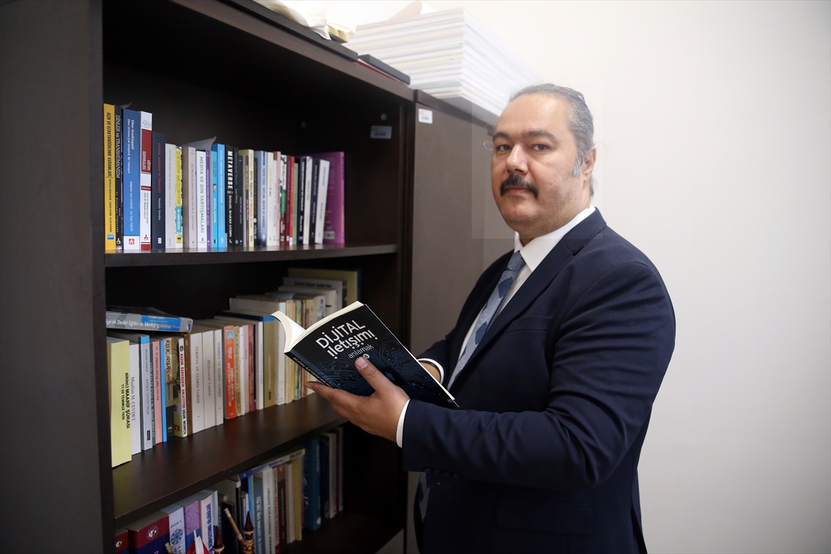 Prof. Dr. Selman Tunay Kamer: Dijital jetlag uyarısı