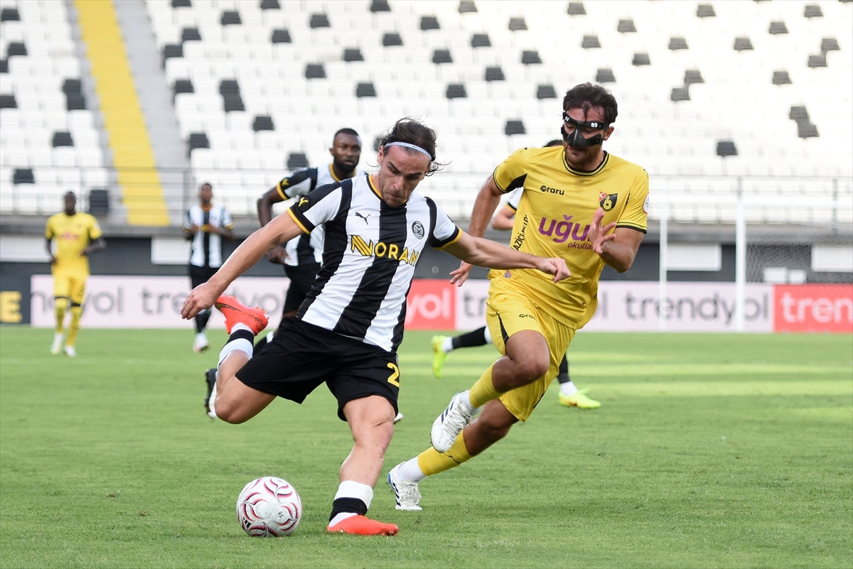 Trendyol 1. Lig: İstanbulspor, Manisa FK'yi deplasmanda yendi