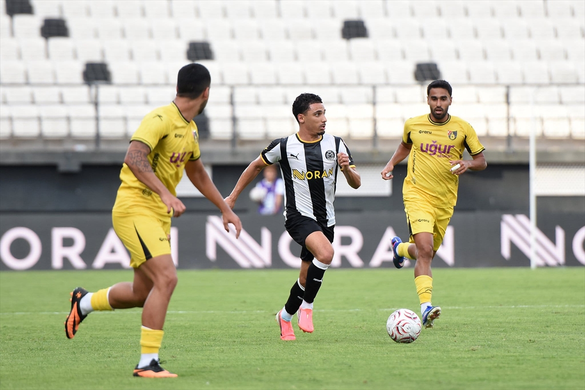 Trendyol 1. Lig: İstanbulspor, Manisa FK'yi deplasmanda yendi