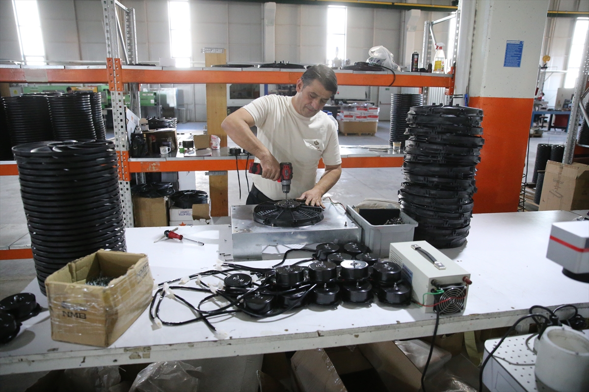 Diyarbakır Karacadağ OSB'de fabrikalar üretime geçti