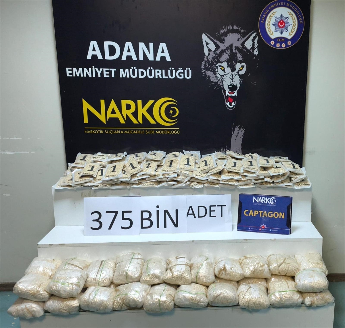 MİT ve Polisten Ortak Operasyon: 375 Bin Hap Ele Geçirildi